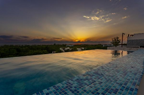 PENTHOUSE with PRIVATE POOL